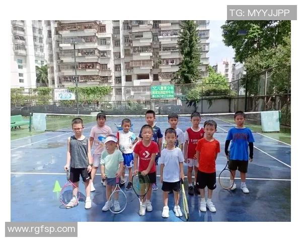 深圳网球队在挑战赛中的团队协作表现分析与点评