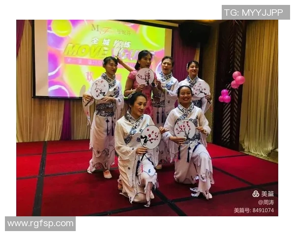 深圳网球队在城市联赛中的团队协作表现分析与点评